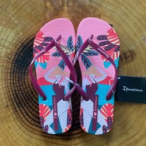 Ipanema Women's Flip-Flop Size 8 NWT